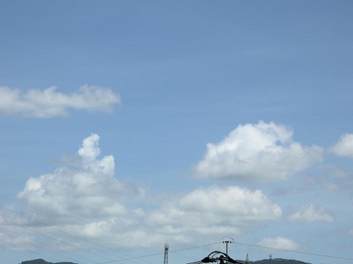 空４